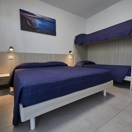 ביביונה Lilium Maris Hotel מראה חיצוני תמונה